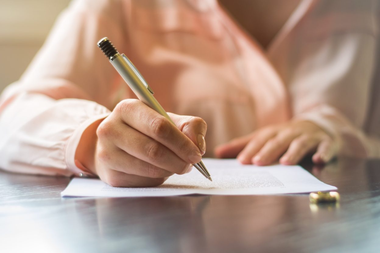 How to select a divorce solicitor | Evans Solicitors